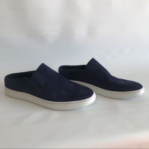 Slip on VINCE sneakers size 7.5M